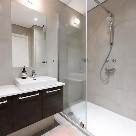 Bw Residences Penthouse 2bdr With Pool&gym